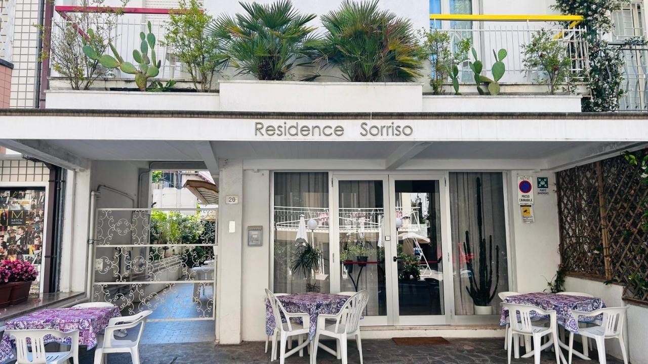 B&B Residence Sorriso Cattolica Buitenkant foto